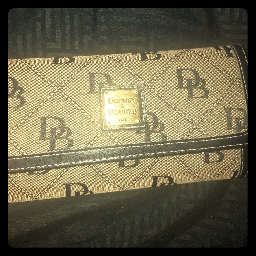 Dooney & Burke Large Wallet